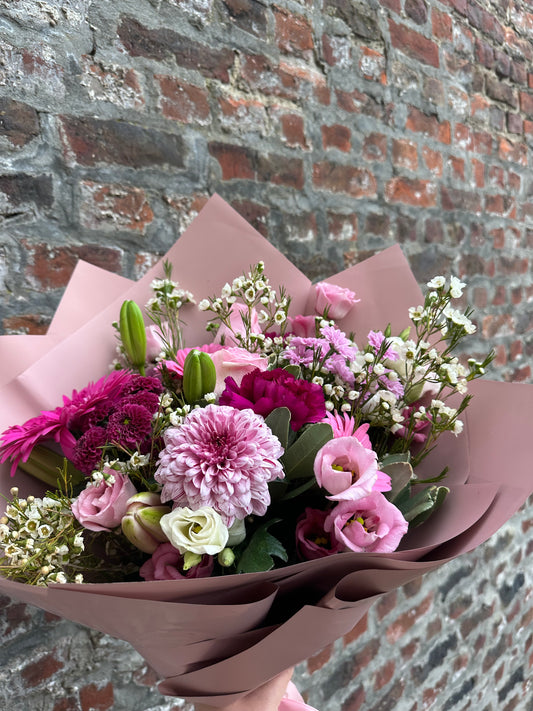 Pembe Çiçek Buketi